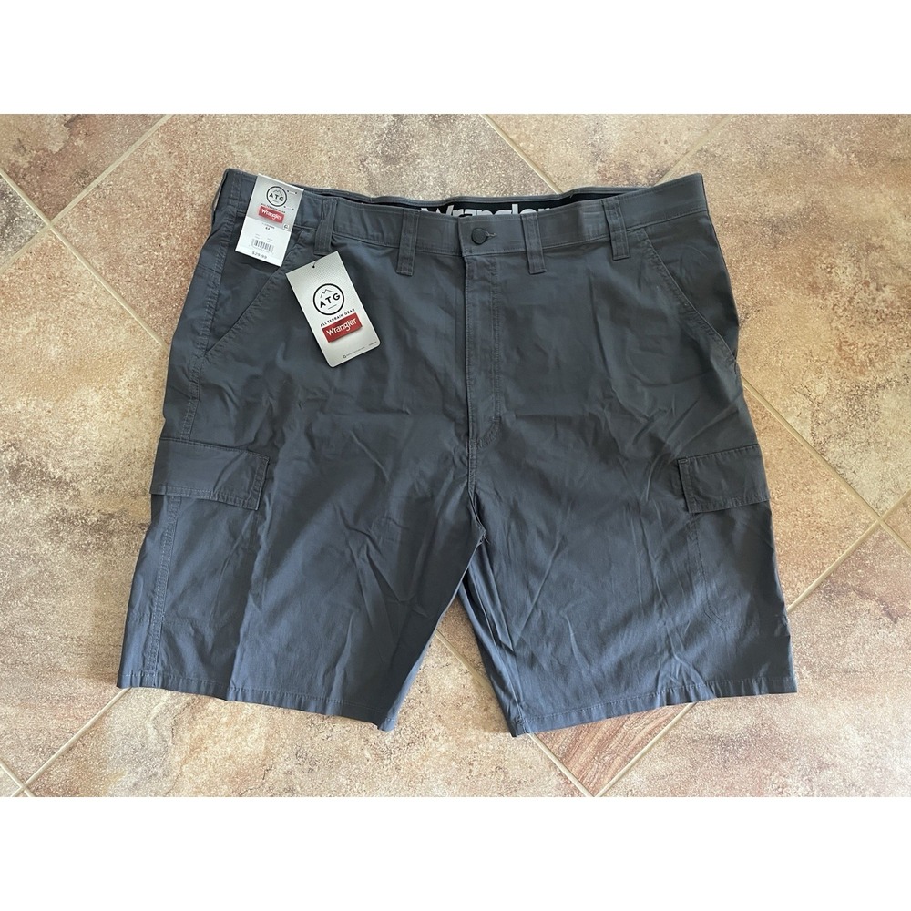 Wrangler Men's ATG All Terrain Gear Cargo Shorts Grey Size 44  NWT